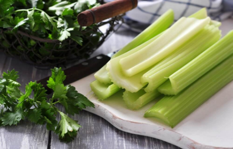 Продукт для виведення токсинів через нирки та підтримки водно-сольового балансу селера