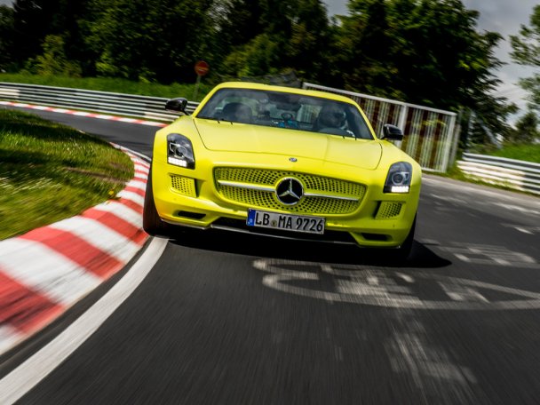 Mercedes SLS AMG