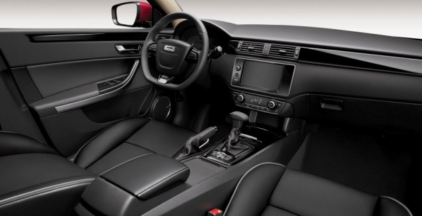 Qoros 3 Hatch
