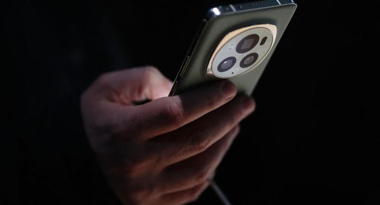 Apple і не мріяла: Android-смартфон від Honor оснастять акумулятором на 8200 мАг