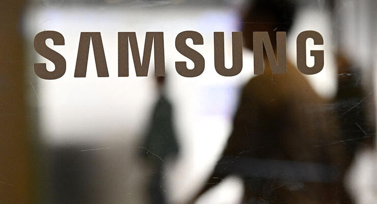 Перший погляд на новий Galaxy Z Fold: смартфон помітили у співробітника Samsung