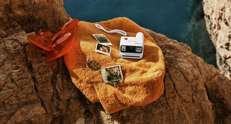 Polaroid представила міні-камеру для тих, хто хоче забути про смартфон хоча б на літо