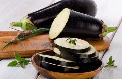 Продукти, які активують гени довголіття і протистоять хворобі Альцгеймера баклажани