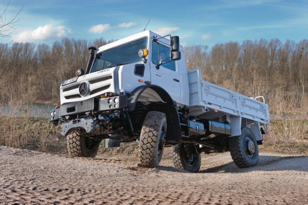 Mercedes-Benz Unimog