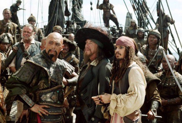 30. "Пираты Карибского моря: на краю света" (2007): 341,8 млн долл. Начальный бюджет: 300 млн долл. Мировые кассовые сборы: 963,4 млн долл. Мировые кассовые сборы с учётом инфляции: 1,1 млрд долл.