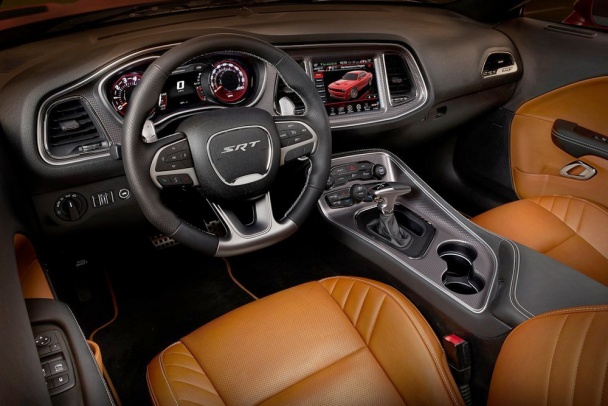Dodge Challenger SRT Hellcat