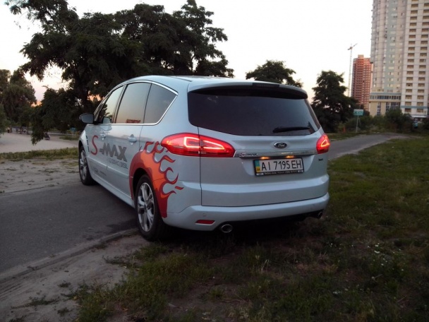 Ford S-Max_3
