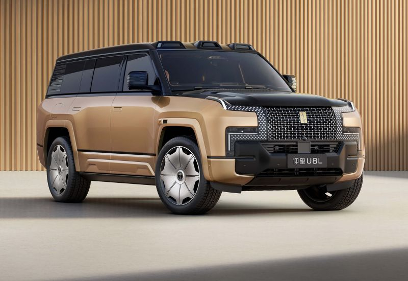 Источник изображений: Yangwang Auto