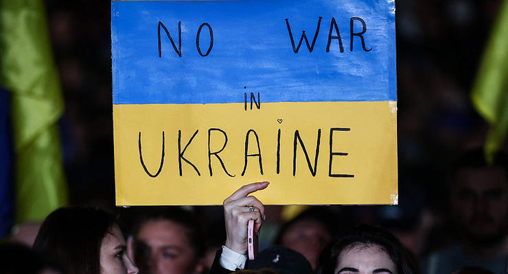 Фінський майстер перетворив броню російського Т-90 на символ опору - лімітований годинник із посланням