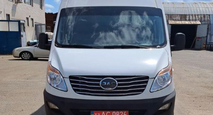 Український виробник представив вантажопасажирський автобус для комунальників