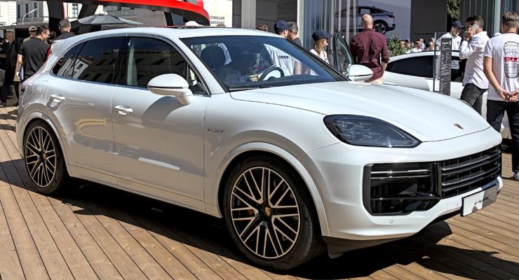 Електричний Cayenne звучатиме як V8: Porsche готує сюрприз фанатам