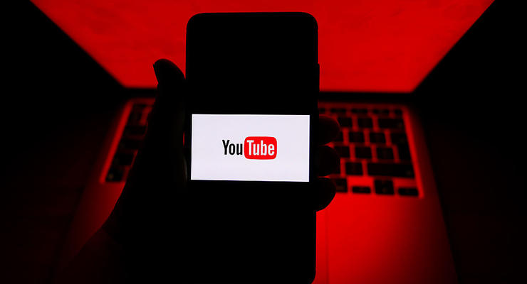 YouTube дозволив повну монетизацію роликів із матюками на початку відео
