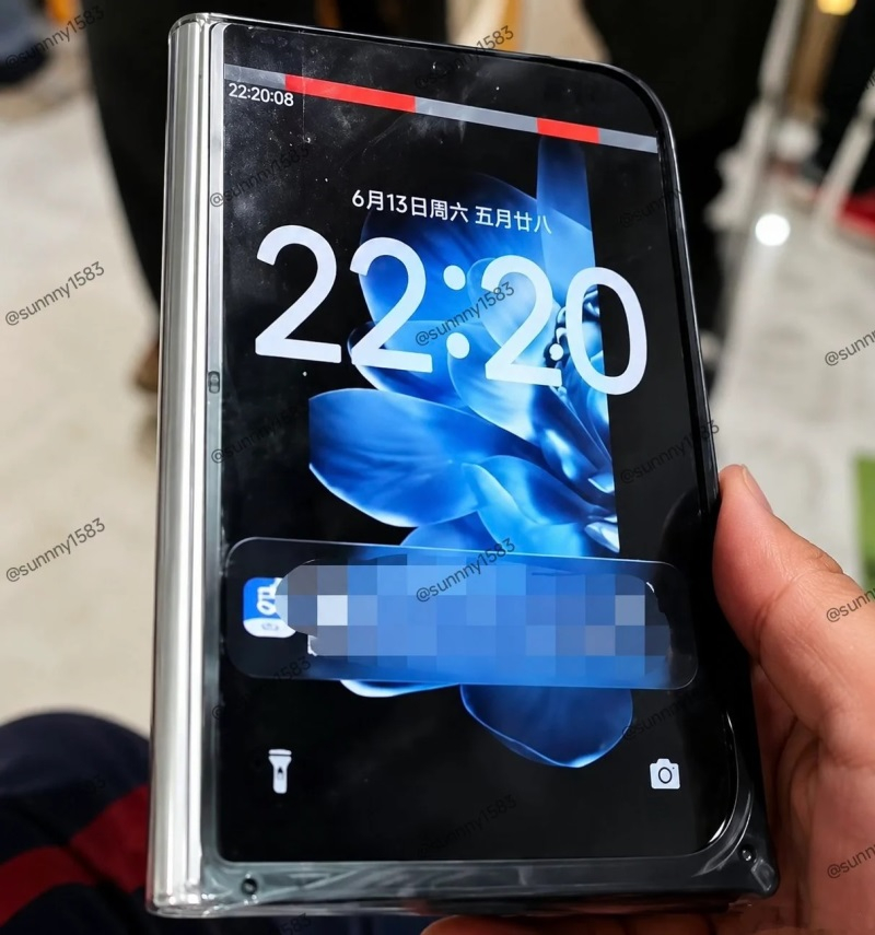 Смартфон і планшет: gizmochina.com