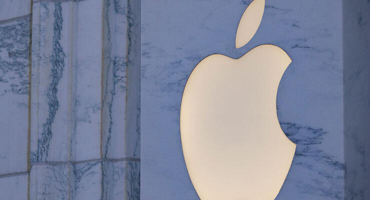 Apple готує гігантський iPhone: розмір екрану вперше наблизиться до 7 дюймів