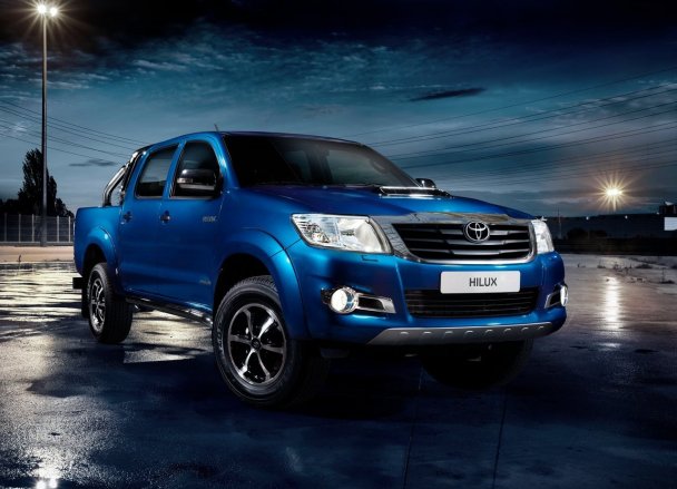 Toyota Hilux Invincible