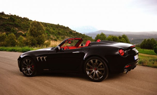 Tauro V8 Spider