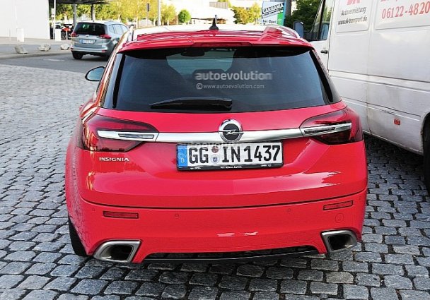 Opel Insignia OPC