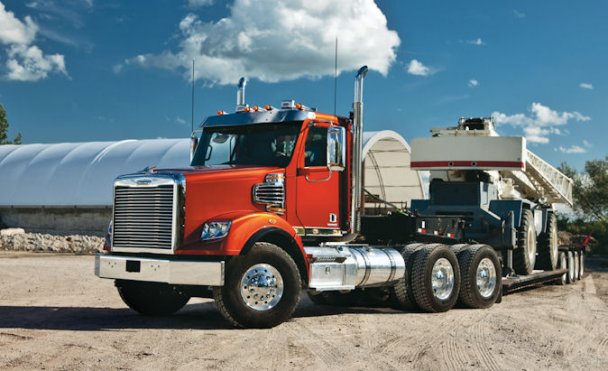 Freightliner 122SD