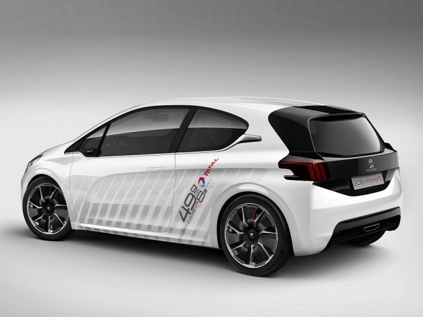 Peugeot 208 HYbrid FE