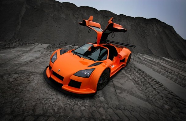 Gumpert Apollo