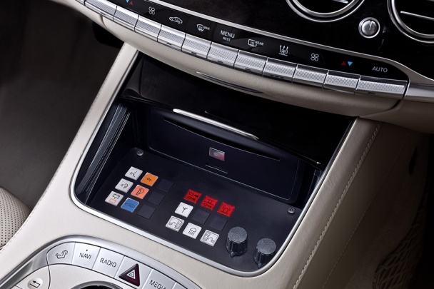 Mercedes-Benz S600 Guard