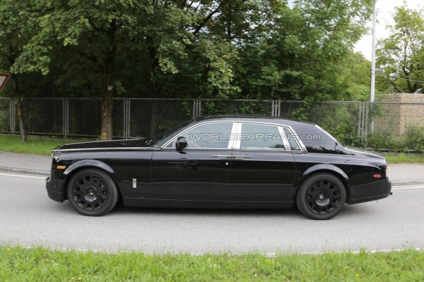 Rolls-Royce Phantom