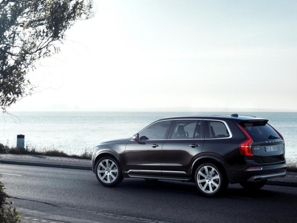 Volvo XC90 First Edition
