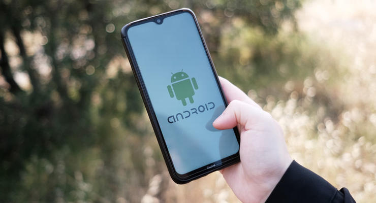 19 смартфонів Samsung не отримають Android 14