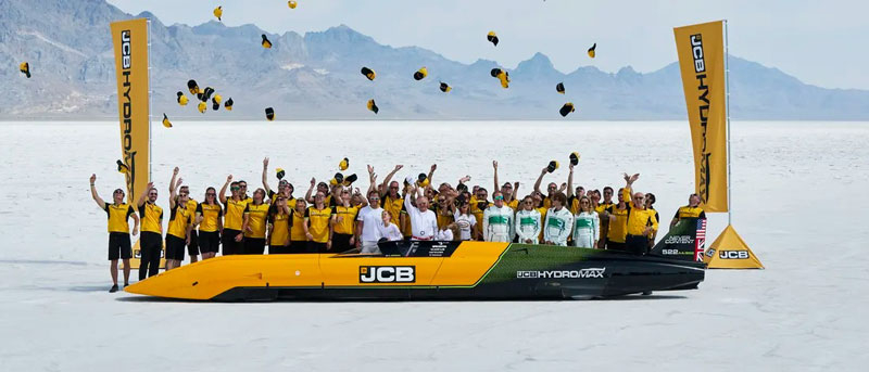 Гоночний автомобіль: JCB