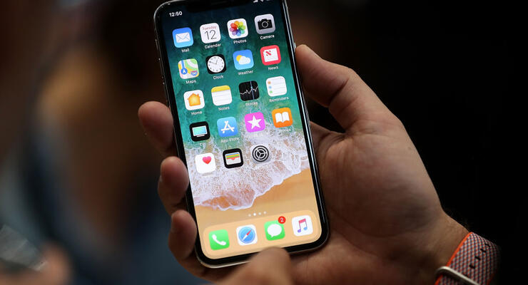 Apple остаточно списала легендарний iPhone X: які ще пристрої потрапили під удар