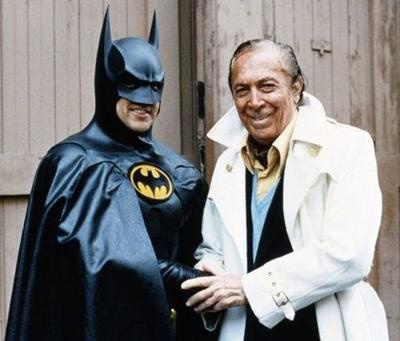 Боб Кейн (Bob Kane) с Бэтменом.