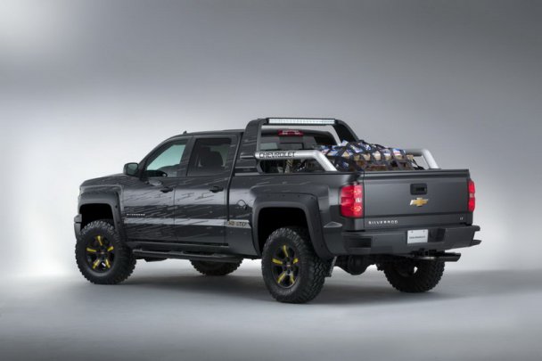 Chevrolet Silverado Black Ops