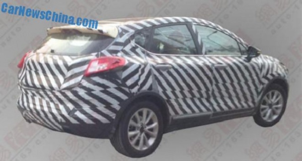 Geely Emgrand Cross