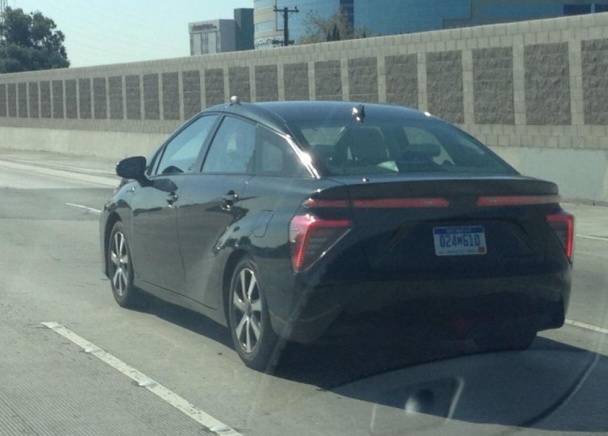 Toyota FCV