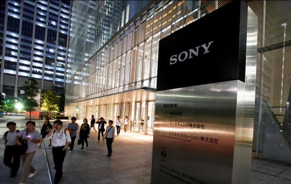 Sony выпустит SmartEyeglass