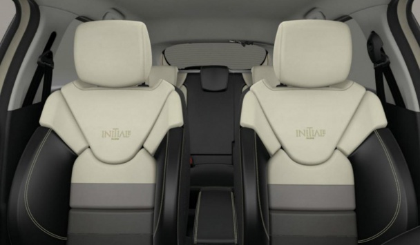 Renault Clio Initiale Paris