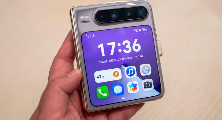 Смартфон Huawei з унікальним екраном стрімко став популярним