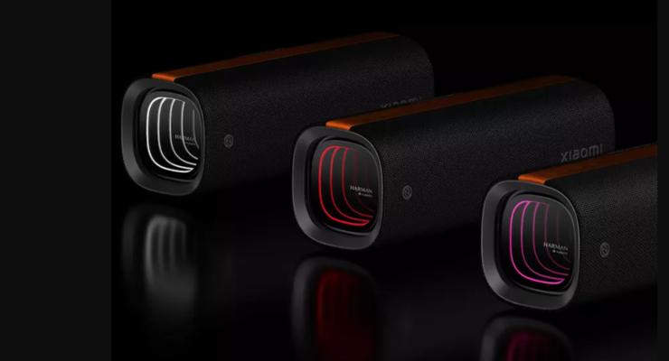 Xiaomi показала Sound Party Speaker - колонку, яка і музикою качає, і смартфон зарядить