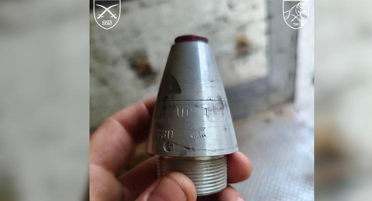 В окупантів знайшли підривники зі свастикою