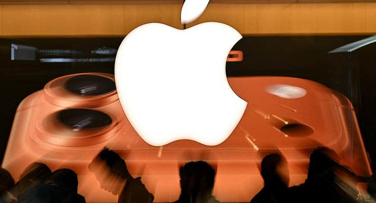 Bloomberg розкрив дизайн і передбачувану ціну першого складного iPhone