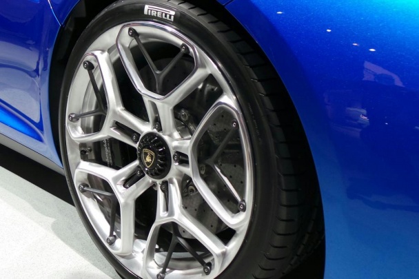 Lamborghini Asterion LPI 910-4