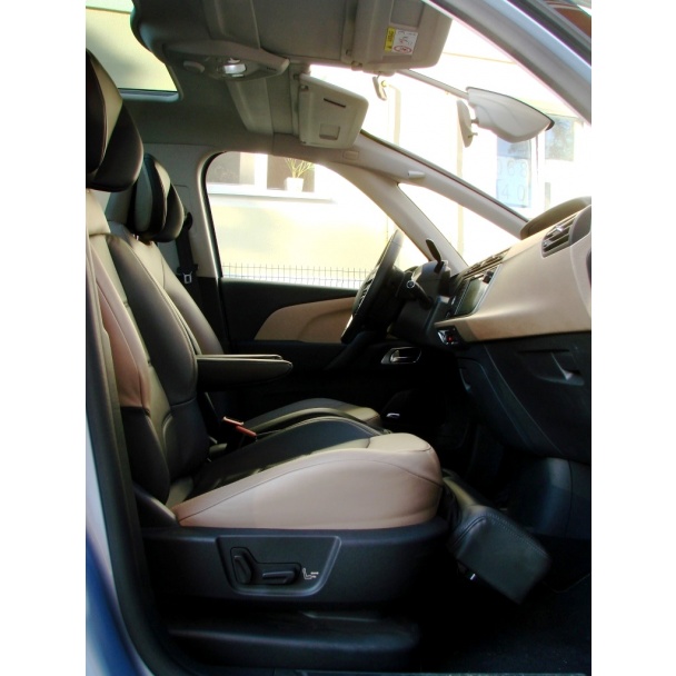 Citroen C4 Grand Picasso_23