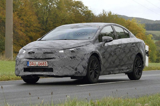Toyota, Avensis