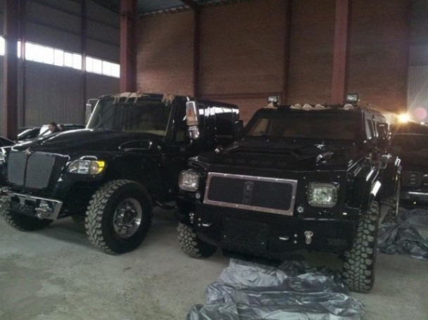 International МXT, Knight XV _1