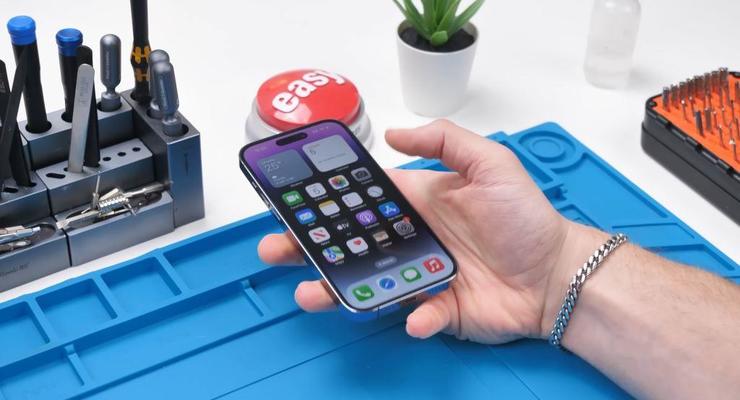 Блогер розкрив два iPhone 14 Pro з Temu і показав, що ховається під корпусом