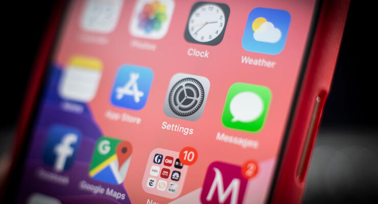 Ентузіасти запустили iOS на смартфонах Xiaomi: Android-пристрої перетворюють на iPhone X