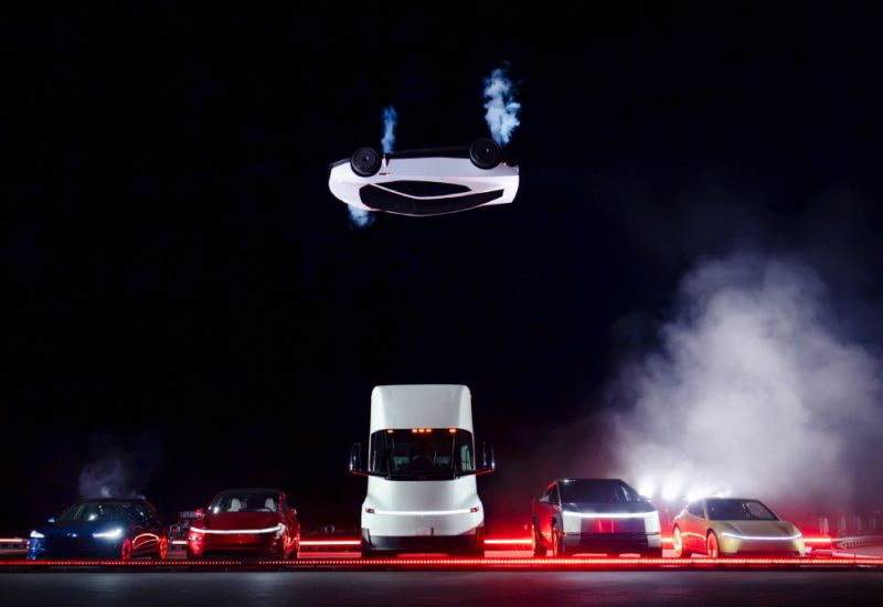 Електромобілі Tesla