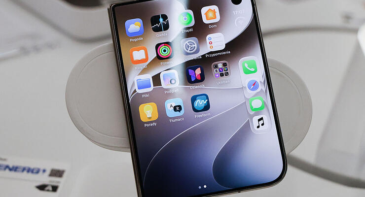 Samsung доведеться поступитися місцем: Apple прагне захопити 30 % ринку складаних смартфонів