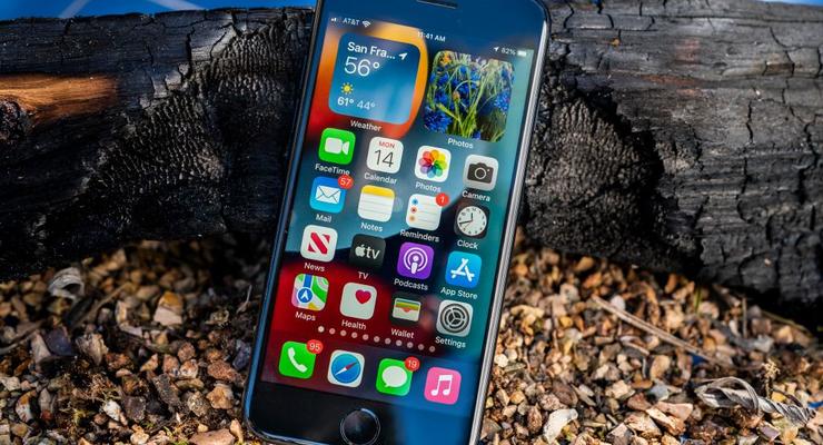 Вихід бюджетного iPhone SE: яким буде смартфон