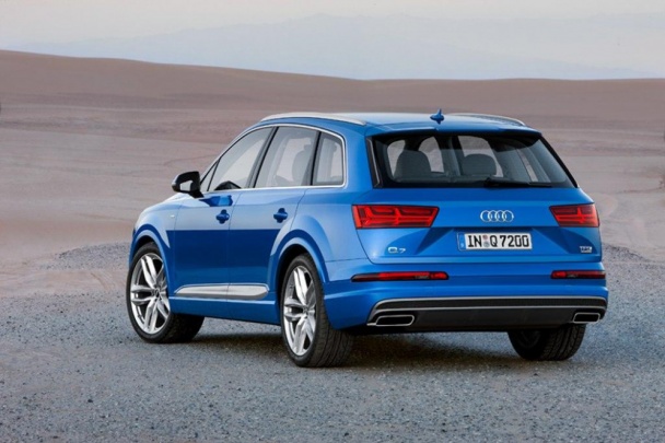 Audi Q7_2